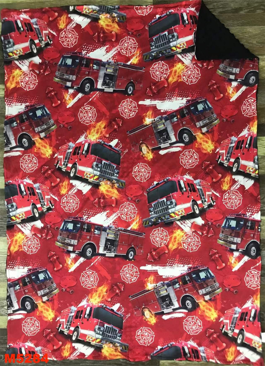 Preorder fire trucks 🚒 Minky blanket 30x40”