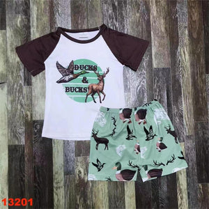 Preorder ducks and bucks outfit