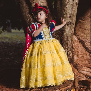 Snow White dress with cape