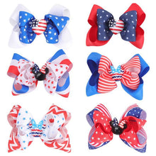 Load image into Gallery viewer, 4th of July piggy bow with clip on